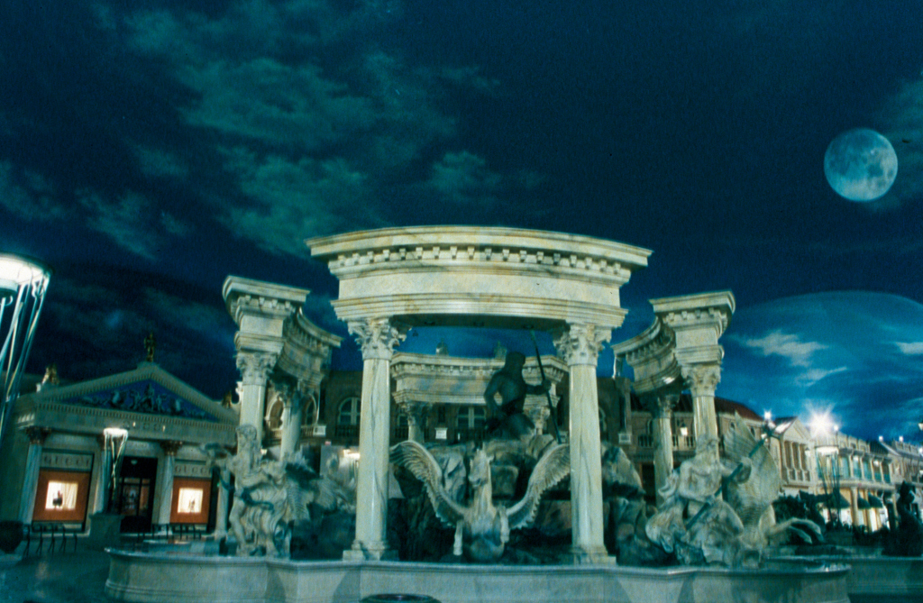 Garden of the Gods Fountain at Caesar S Palace Editorial Photo